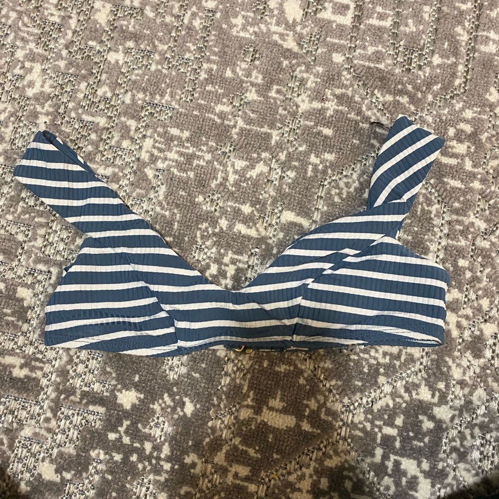 Vitamin A bikini top